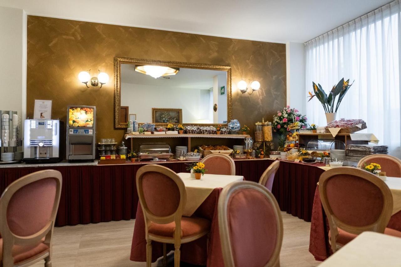 Hotel Alga Milano Exteriör bild